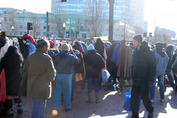 2014-11-28 Buy Nothing Day Coat Exchange 7616