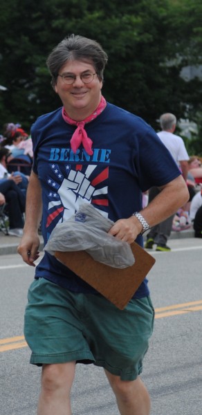 2015-07-04 Ancients & Horribles Parade 4551 Bernie