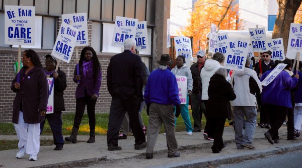 2015-11-17 SEIU 1109 Bannister House 011