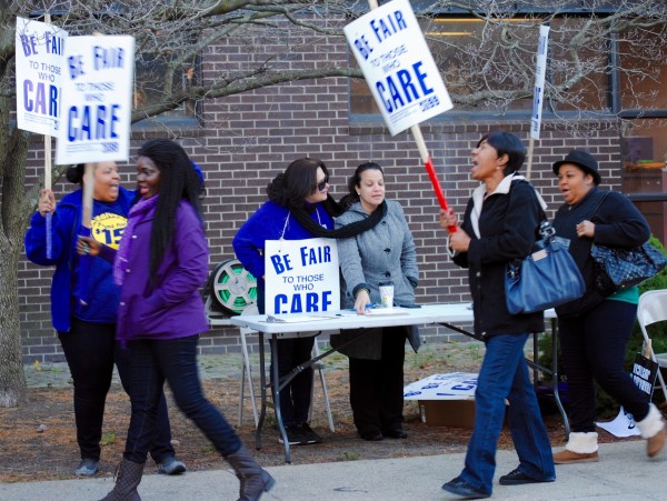 2015-11-17 SEIU 1109 Bannister House 021