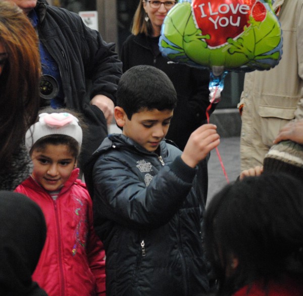 2016-02-11 First Syrian Refugee Family in RI 009