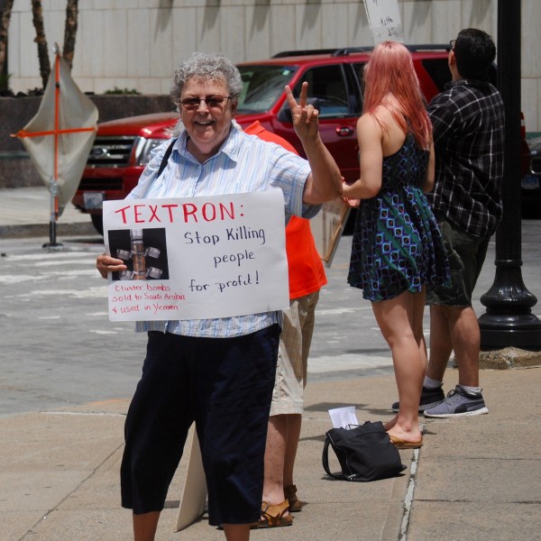 2016-06-16 Textron Protest 002