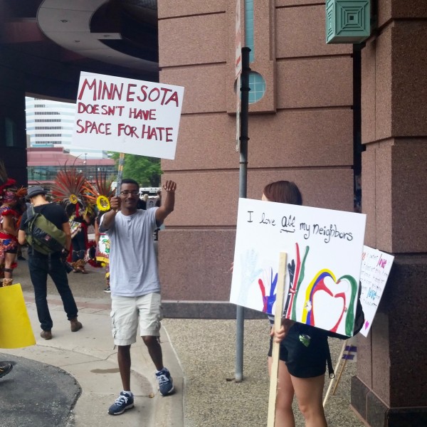 2016-08-19 MN Convention Center Protest 001