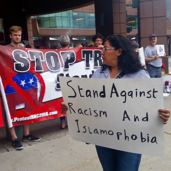 2016-08-19 MN Convention Center Protest 008