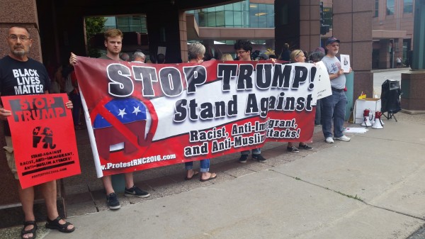 2016-08-19 MN Convention Center Protest 009