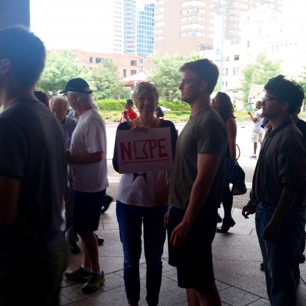 2016-08-19 MN Convention Center Protest 052