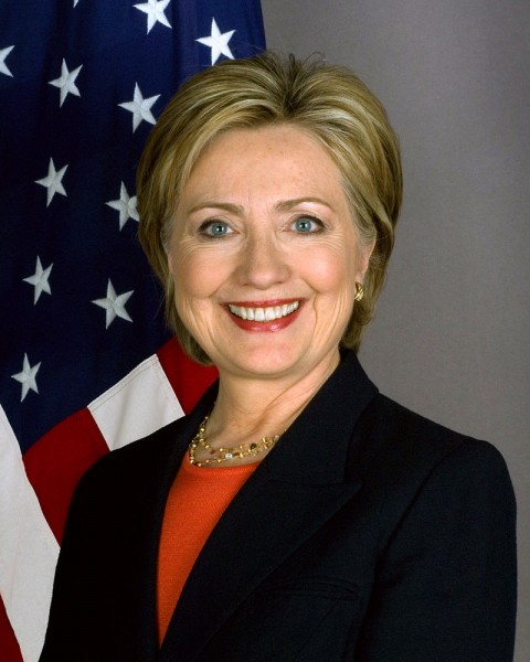 800px-Hillary_Clinton_official_Secretary_of_State_portrait_crop