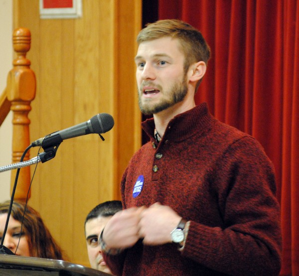 Speak-Out for Good Jobs & Quality Care at RI Hospital 076