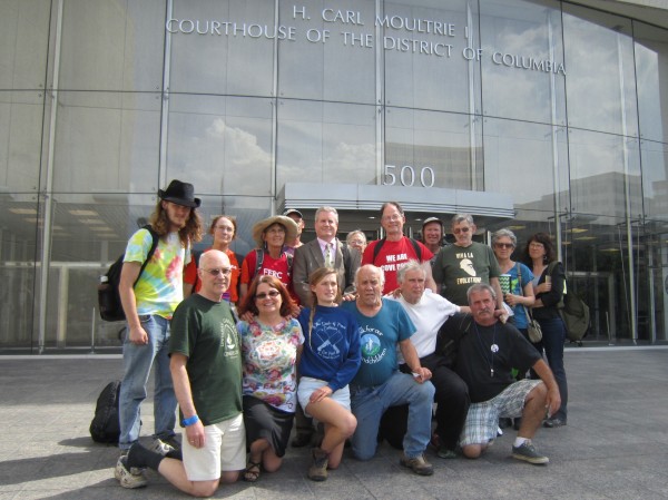 Support for the Five who were arrested for blocking the FERC crime scene 